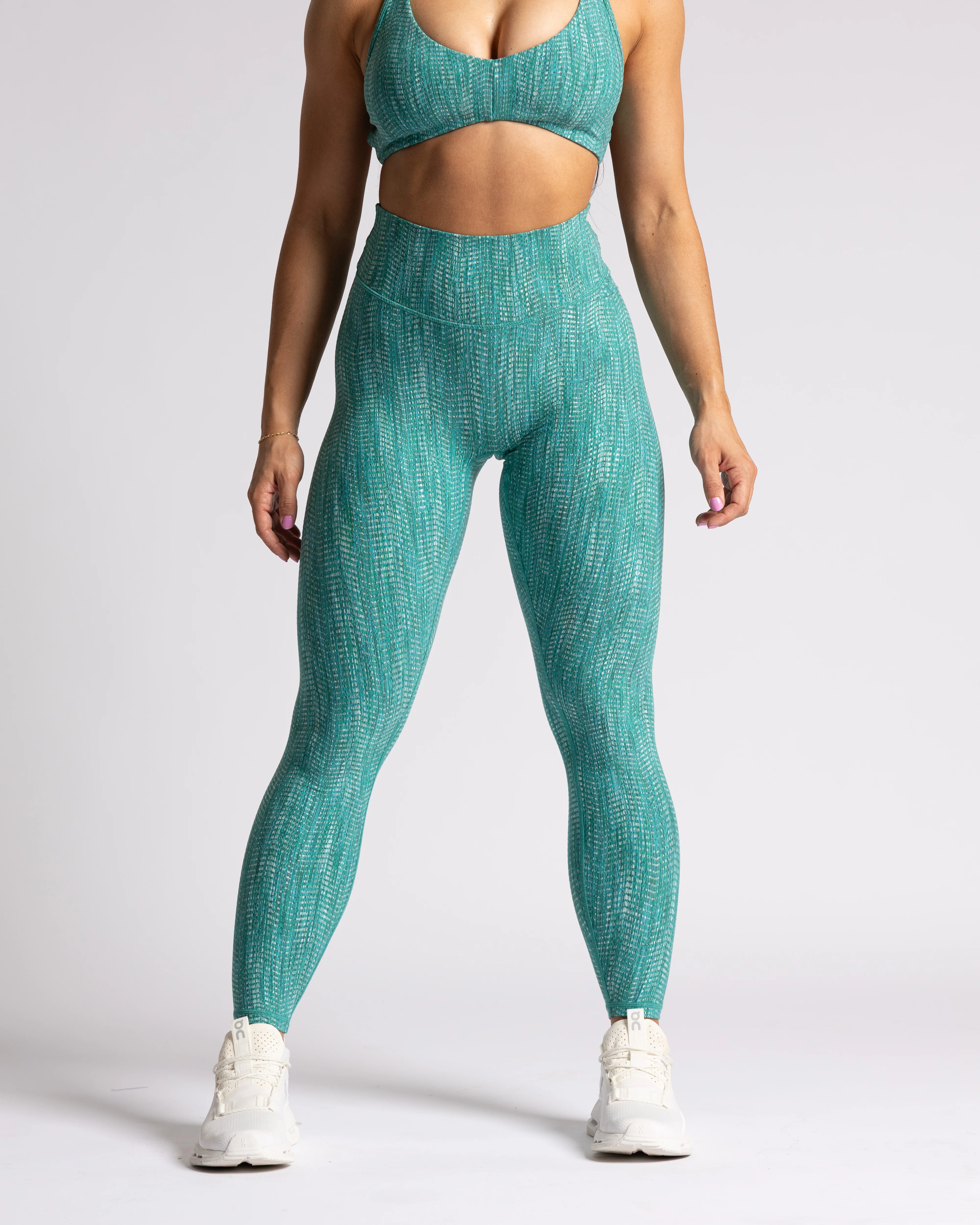 PEAK Sculpt Legging : 25" - Image 12