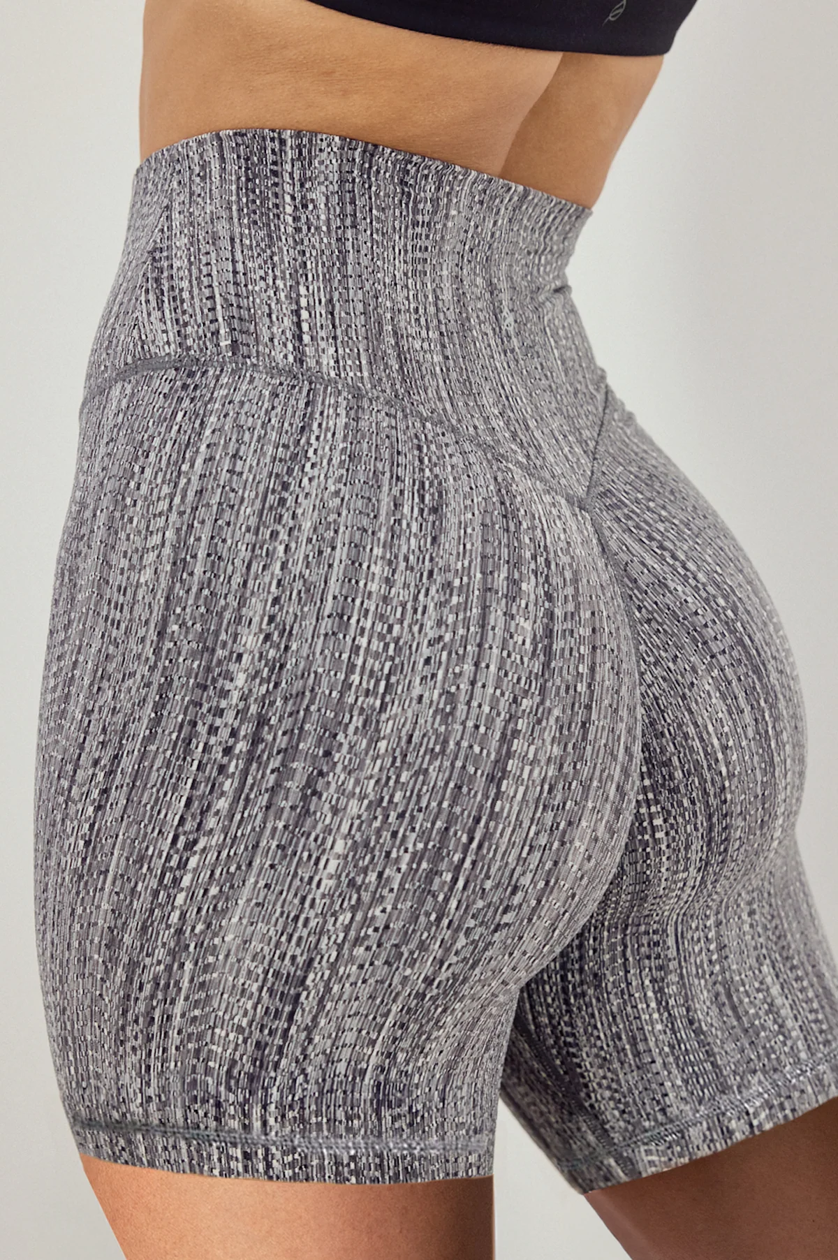 Peak Sculpt Short : 5" - Image 4