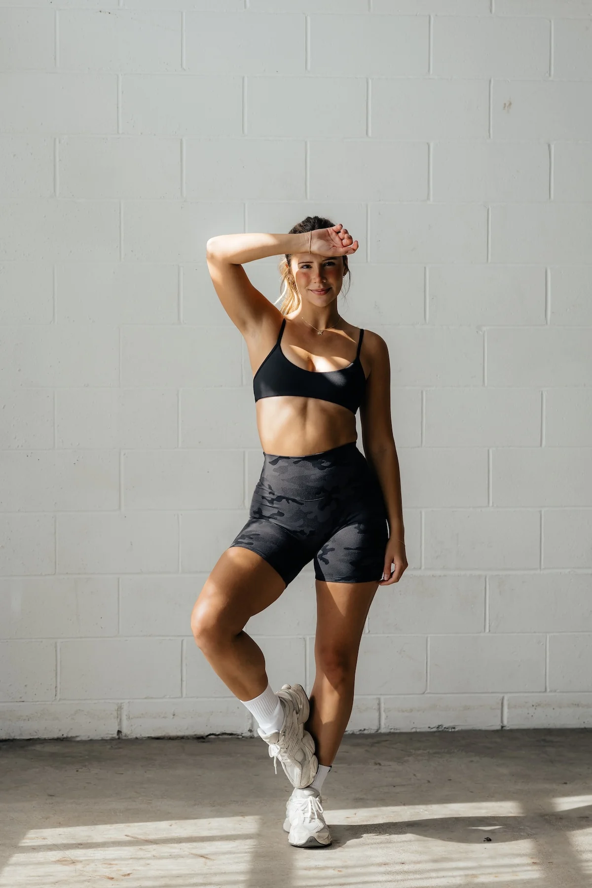 Stealth Sculpt Short : 6" - Black - Image 4