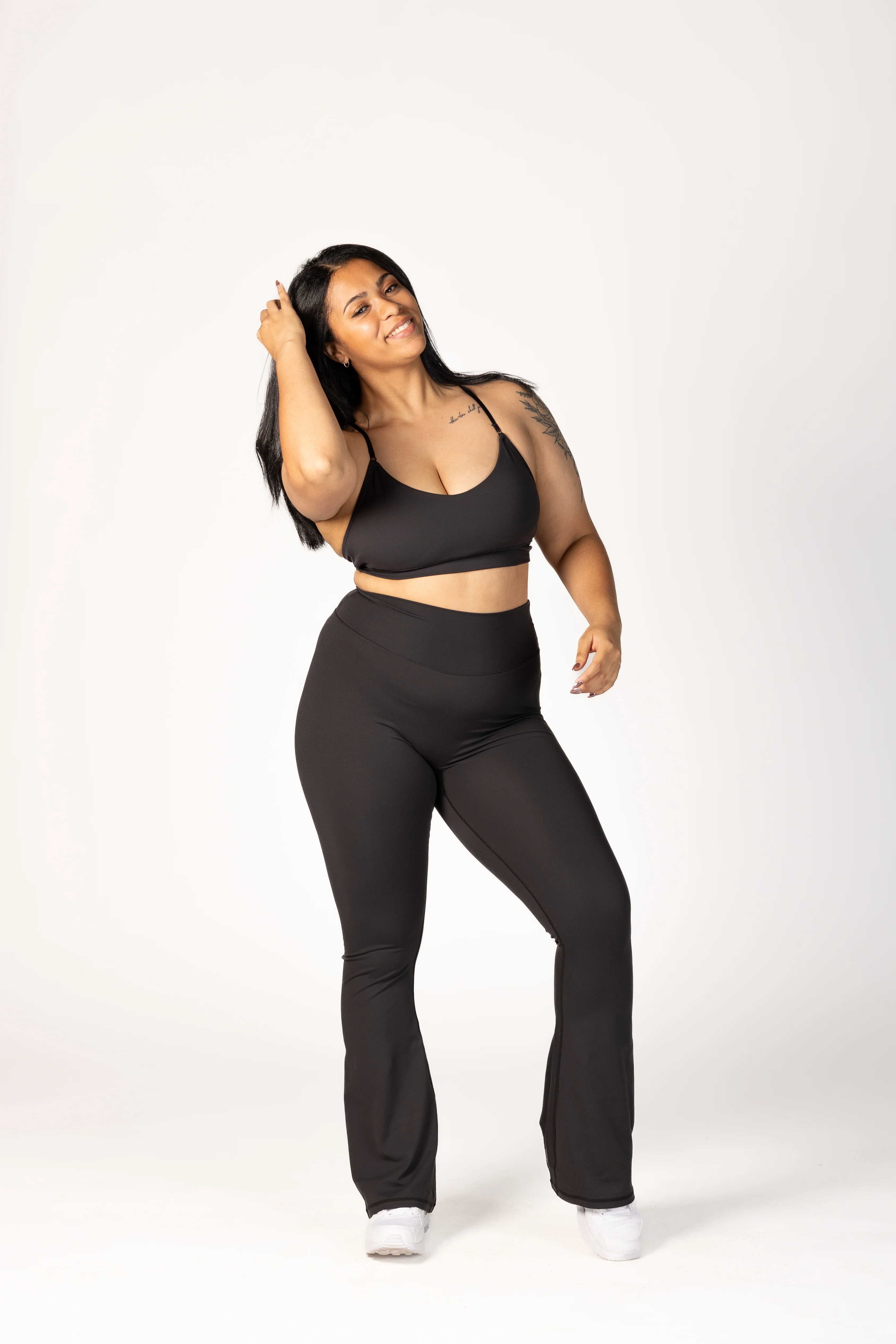 365 Flare Legging - Image 9