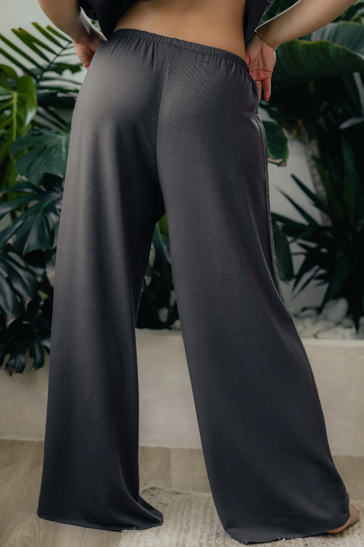 Weekend Fleece Oversized Wide Leg Pant - Image 9
